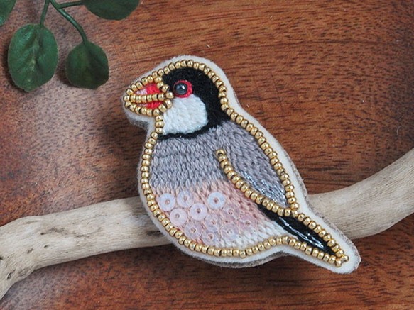 桜文鳥ビーズ刺繍ブローチ ブローチ Parrot House 通販 1290982