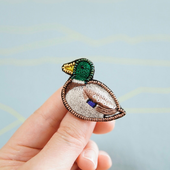 マガモ＊ビーズ刺繍ブローチ＊新作WEEK2020 2枚目の画像