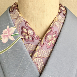 洗える刺繍半衿　艶やかな紫のお花刺繍 1枚目の画像