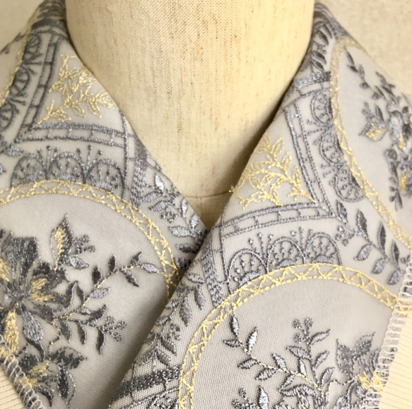 洗える刺繍半衿　くすみブルー×ゴールド 5枚目の画像