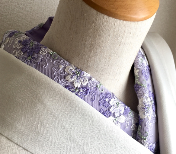 洗える刺繍半衿　藤色のお花レース 3枚目の画像