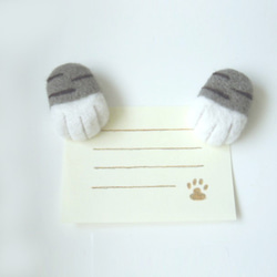 猫の手マグネット キジトラ白 セット 羊毛フェルト 1枚目の画像