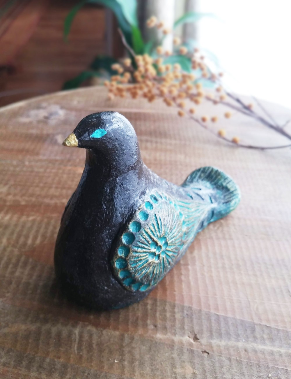 鳥　置物（Worcestershire artistsの作品）インテリア Amazon.co.jp: SKRYARD 北欧 雑貨 置き物 手作り木製彫刻 駒鳥