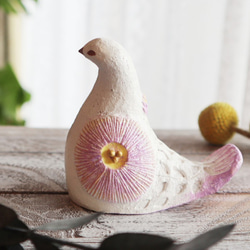 陶置物　幸せ運ぶ白い鳥 アンティーク風仕上げ／パステルライラック4／一点物！ 「Creema限定」 2枚目の画像