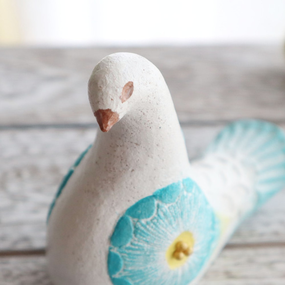 陶置物 幸せ運ぶ白い鳥 アンティーク風仕上げ／ターコイズ7 お花 再販！ 8枚目の画像
