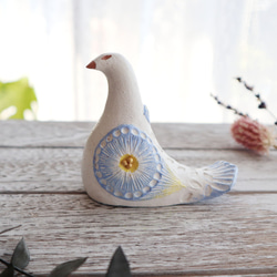 陶置物 幸せ運ぶ白い鳥 アンティーク風仕上げ／パステルマリン8 6枚目の画像
