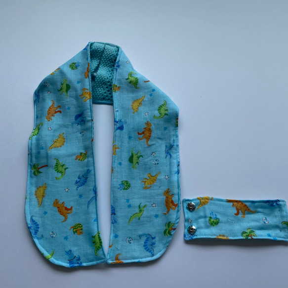 保冷剤ポケット付き　ネッククーラー　子供用　男の子　 ネクタイ風　ダブルガーゼ　星柄 2枚目の画像