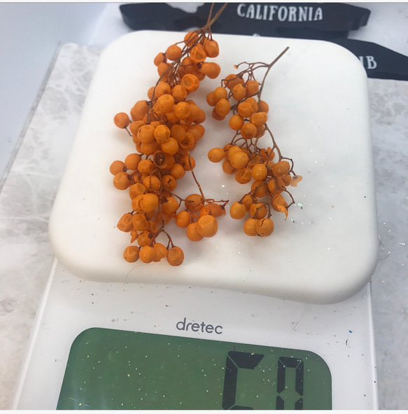 大地農園ペッパーベリーオレンジ小分け❣️ハーバリウムハンドメイド花材プリザーブドフラワー 2枚目の画像