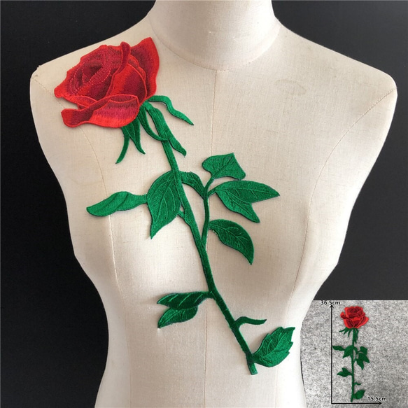 薔薇刺繍モチーフ36.5cm*15.5cm 1枚目の画像