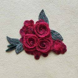 OZZON 薔薇刺繍ケープ（赤紫）