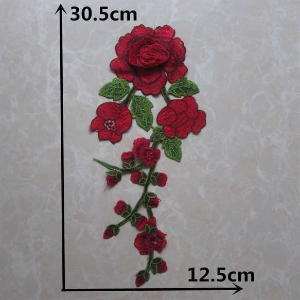 豪華薔薇モチーフ レッド　12.5*30.5cm　　 2枚目の画像