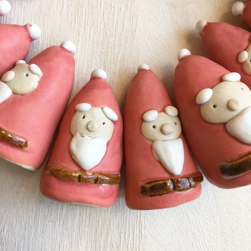 クリスマス サンタクロース 陶器 装飾品 楽天市場】サンタクロース 装飾 置物 飾り 小物入れ 雑貨 陶器