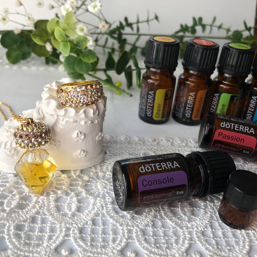 doTERRA フランキンセンス,ペパーミント,ライム,ヒノキ