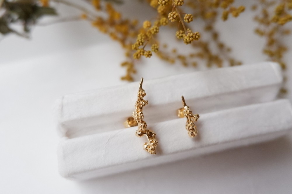 【受注生産】mimosaの蕾スタッズピアス