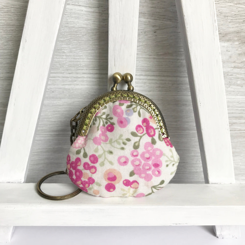まるっと小さい がま口財布・小物入れ☆ピンク 小花柄 リバティ  