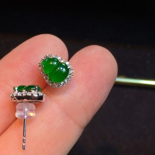 777 受注制作 k18金ゴールド 天然 A貨 極上品 本翡翠 瓢箪 ピアス  