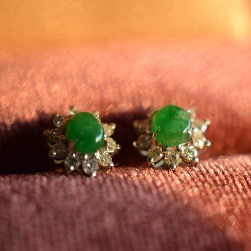 627 現品 k18金 天然 陽緑 本翡翠 ピアス ダイヤモンド 豪華 正月