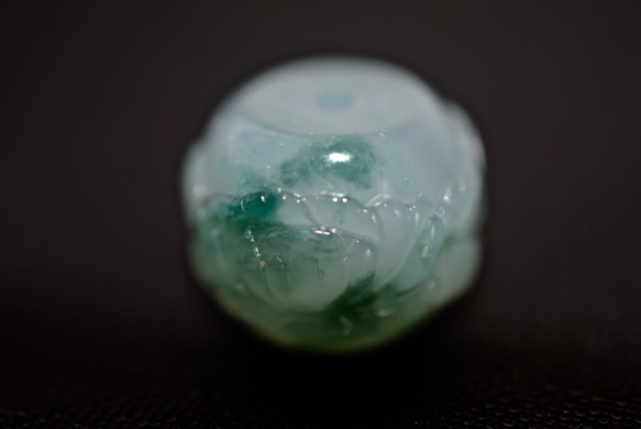 18 現品 天然 翡翠 手彫花珠 蝶々 メンズ ネックレス ペンダント 玉壁 