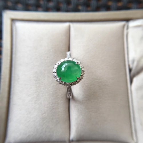 本翡翠、k18ロウカン、陽緑個性的なリング 〜12.5 18 受注制作 k18金