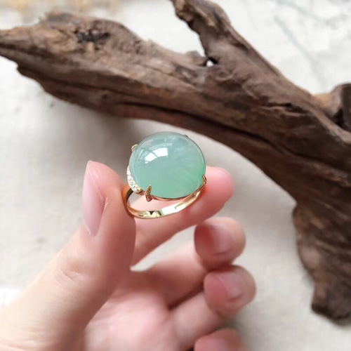 359 受注制作 k18金ゴールド ミャンマー産 大粒 天然 薄青緑系 本翡翠