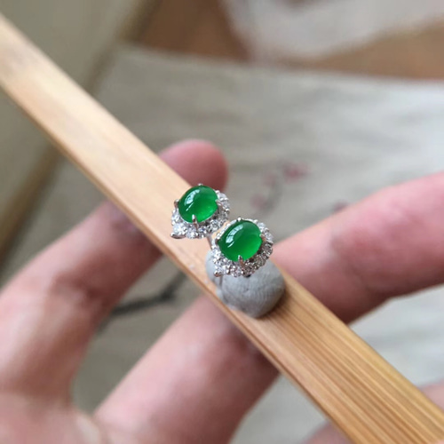 424 k18金ゴールドピアス 翡翠ピアス ダイヤモンドピアス 母の日
