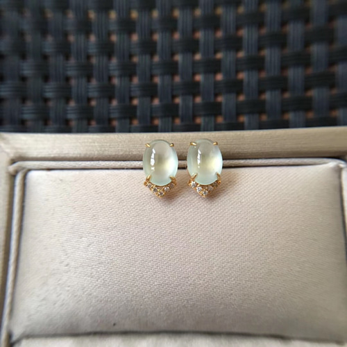 k18イエローゴールド 天然氷種翡翠 ピアス 512 受注制作 k18金ゴールド 天然 氷種 本翡翠 白氷 ピアス