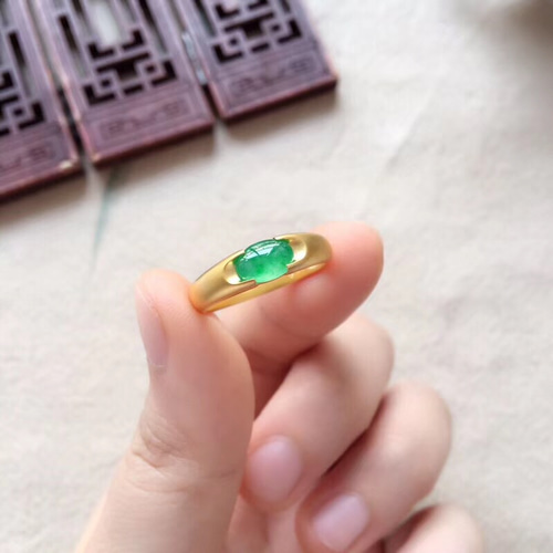 554 受注製作 k18金ゴールド ミャンマー産 氷種 果緑 本氷種 ヒスイ