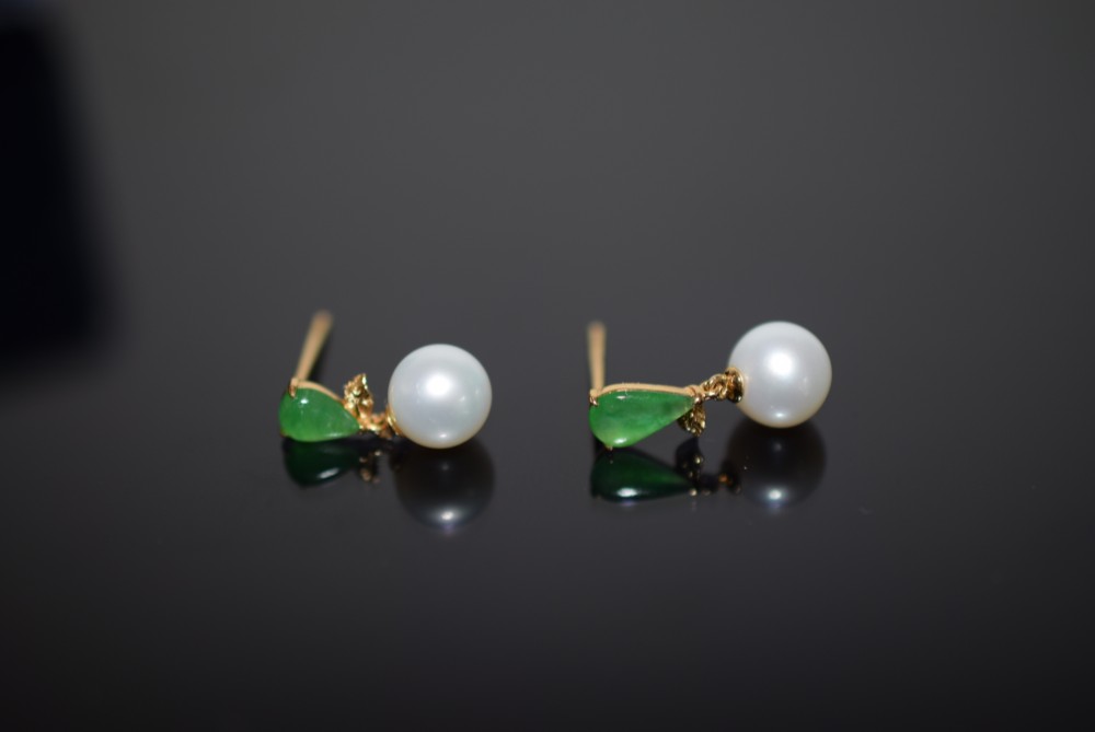 特売628 ☆現品1点ギフト無料 即発送 k18金 天然翡翠 ピアス パール 葉 