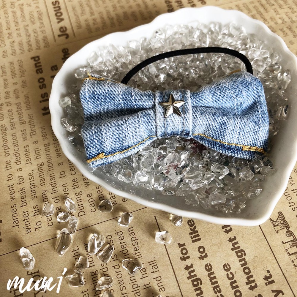 デニムリメイク   ヘアゴム  キッズ　リボン　デニム　花柄　ハンドメイド デニムリメイク ヘアゴム キッズ リボン デニム 花柄 ハンドメイド