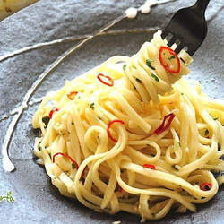 【生パスタ麺＆ソース】 ペペロンチーノ　１人前 3枚目の画像