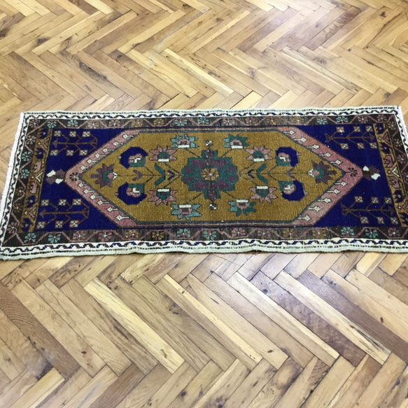 手織りトルコ絨毯 113x50cm ヴィンテージラグ 8枚目の画像