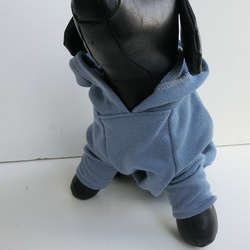 裏起毛ブルー地・袖フード付Tmrfw0307　#犬服通販　#ボストンテリア #フレンチブルドッグ 2枚目の画像