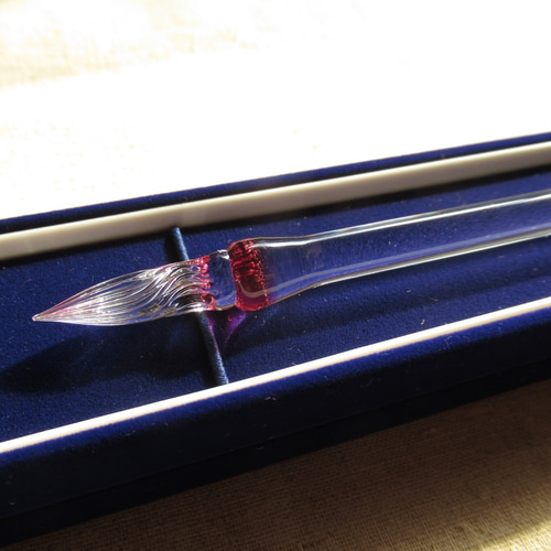 シンプルなガラスペン「赤」 ペン・筆記用具 carrocro きゃろくろ