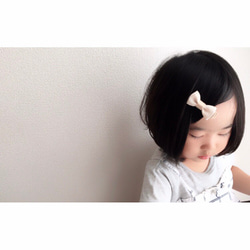 【人気アイテム】カフェオレみたいなベビーヘアクリップ 秋冬くるみボタン 赤ちゃん ヘアピン 4枚目の画像