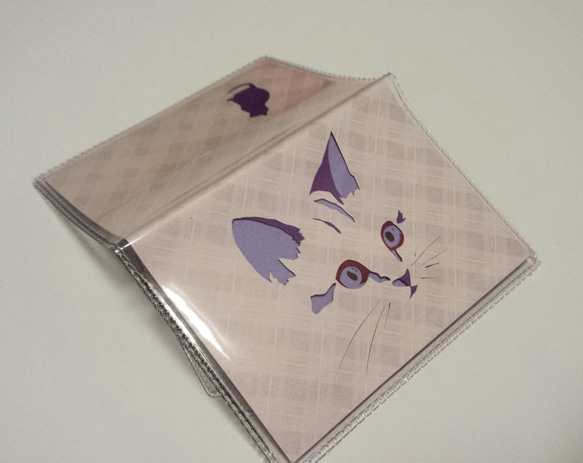 彫紙アートで作るカードケース＜ネコ　Aタイプ：パープル＆ピンク＞ 3枚目の画像