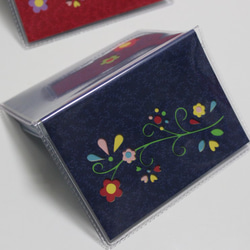 彫紙アートで作るカードケース＜flower：紺＞ 3枚目の画像