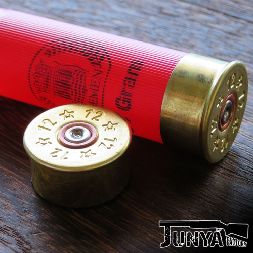 装飾用金属製弾薬 約70個 KEMEN社の空薬莢マグネット 2個セット ミリタリーアクセサリー・雑貨