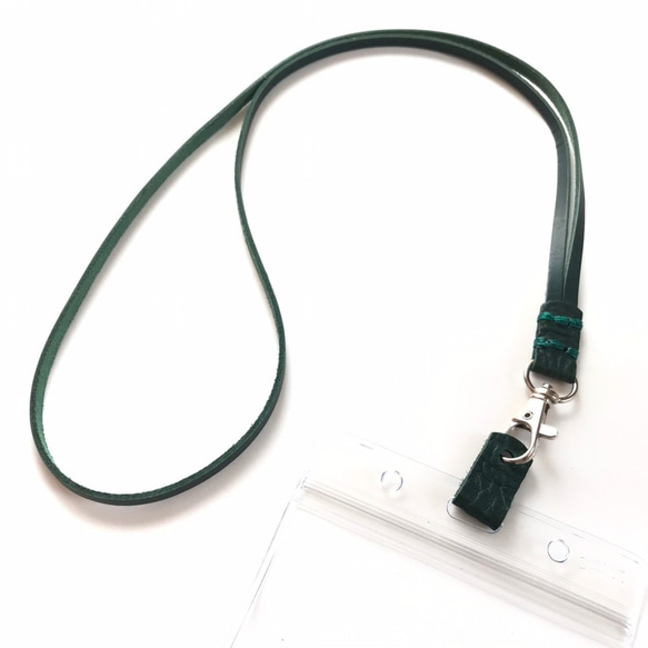 ヌメ革製ネックストラップ・カードケース付（緑色・長さ４４cm）送料込価格 1枚目の画像