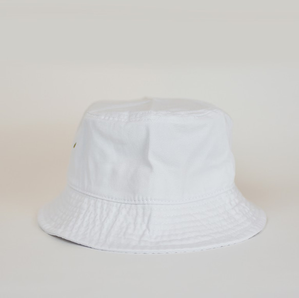 棉製水桶帽[白色]；羊角麵包刺繡 第2張的照片