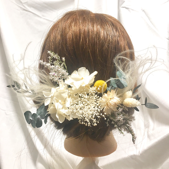 花嫁さんのナチュラルホワイトプリザのヘッドドレス 2枚目の画像