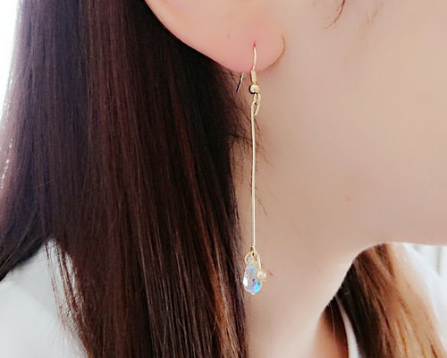 一粒しずく型スワロフスキーピアス/イヤリング ピアス（スタッド