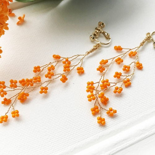 金木犀のクロス小枝イヤリング・ピアス イヤリング