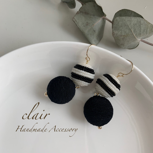 NO.26】2連ボンボンピアス ボンボンイヤリング モノトーン ビーズ  