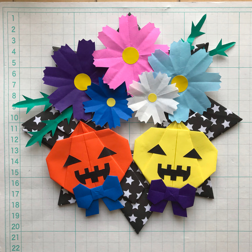 折り紙リース 秋 ハロウィン かぼちゃ 秋桜 壁面飾り 施設 病院 保育園