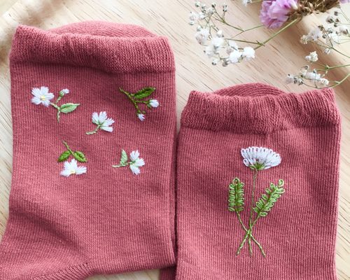 チョゴリピンクの花柄刺繍 チョゴリピンクの花柄刺繍