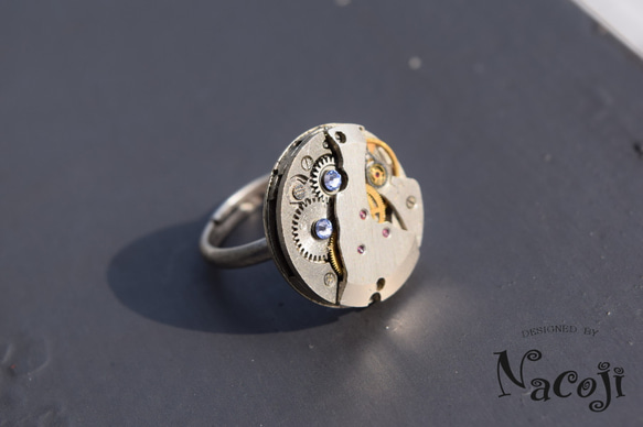 【購入不可、在庫はありません】時計仕掛けリングP.LAVENDER　ヴィンテージ時計のムーブメント 1枚目の画像
