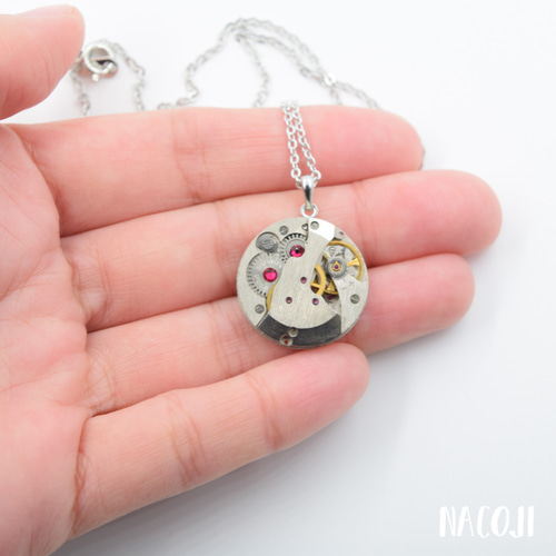 時計仕掛けのネックレスRUBY ヴィンテージ時計のムーブメント