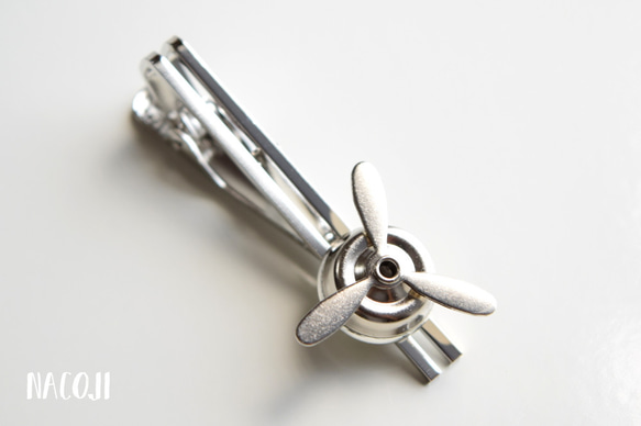 プロペラのネクタイピン -- Spinning Propeller Tie Clip 3枚目の画像