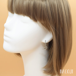 セロトニンピアス（片耳）医療系・理系がグッとくる構造式 4枚目の画像