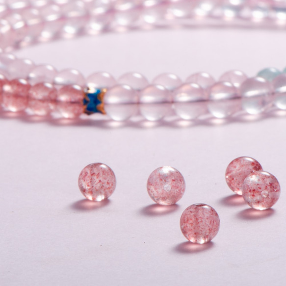 【四季之歌】粉水晶 | 草莓晶 | 海藍寶。水晶三圈桃花念珠手鍊 第3張的照片
